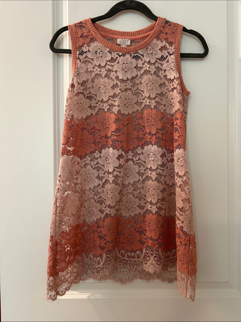 LOGO Sleeveless (open/sheer) Top